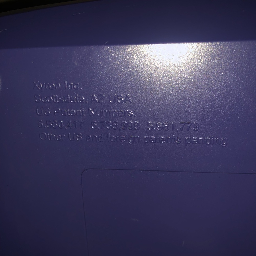 Xyron Sticker Maker- model 500 create-a-sticker - Picture 2 of 3